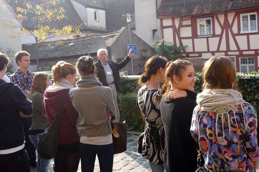 Besucher der offenen Stadtführung