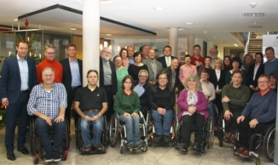 Gruppenfoto des Mittelfränkischen Behindertenrates