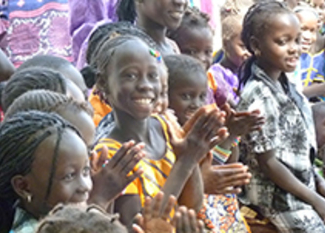 Kinder im senegalesischen Gossas