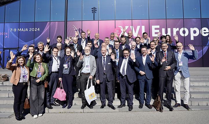 Foto einer Delegation