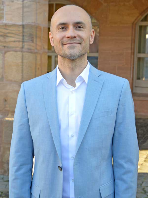 Referent Benjamin Novotny